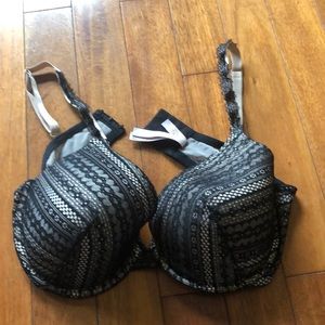 Victoria’s Secret bra